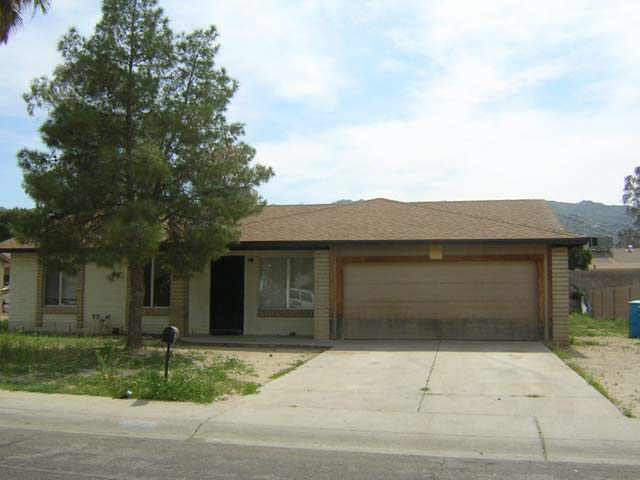 1511 East Ardmore Road Phoenix, AZ 85042 - Photo 1 of 6 Primary Photo