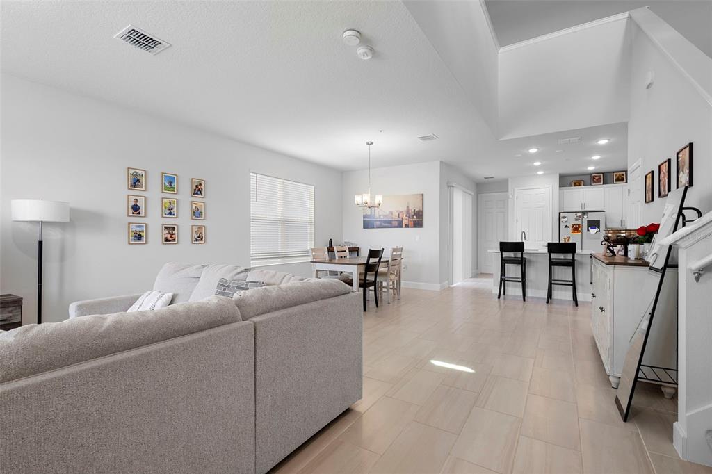 269 Platform Lane DeBary, FL 32713 - Photo 36 of 41 a living room with furniture and a table