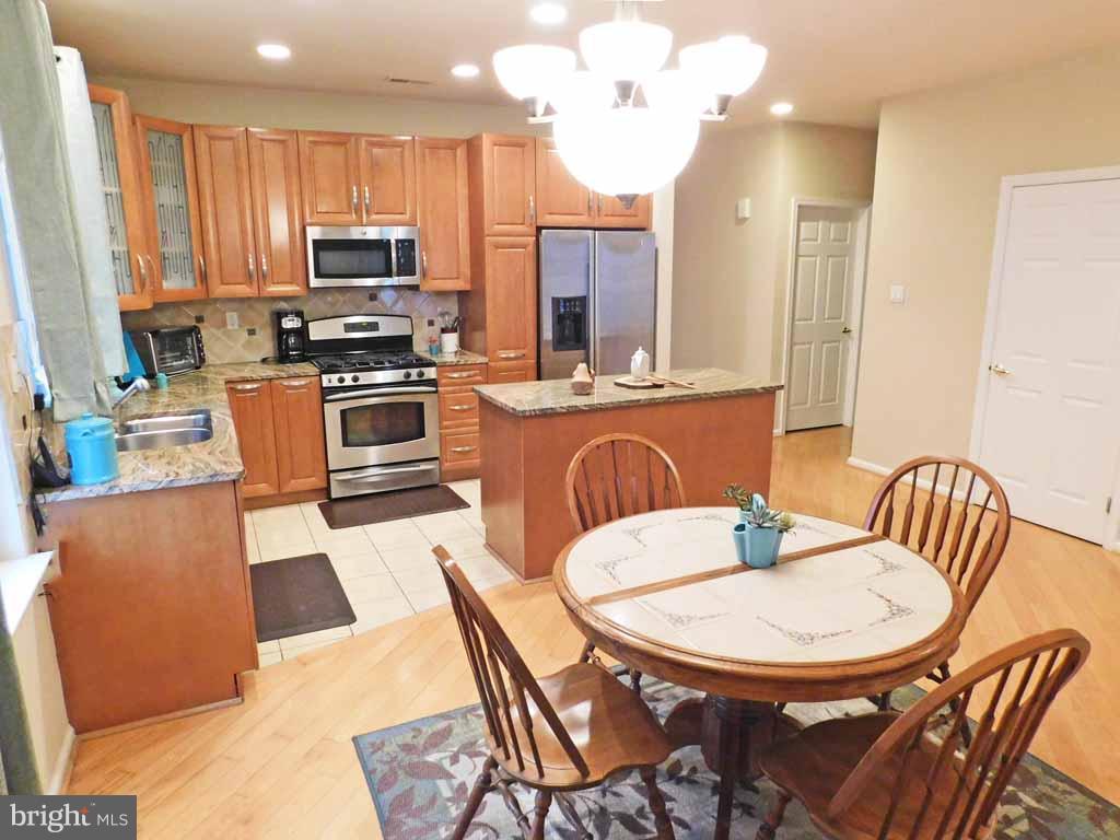 59 Bluebonnet Road Langhorne, PA 19047 - Photo 12 of 29 Kitchen with Stainless Steel Appliances