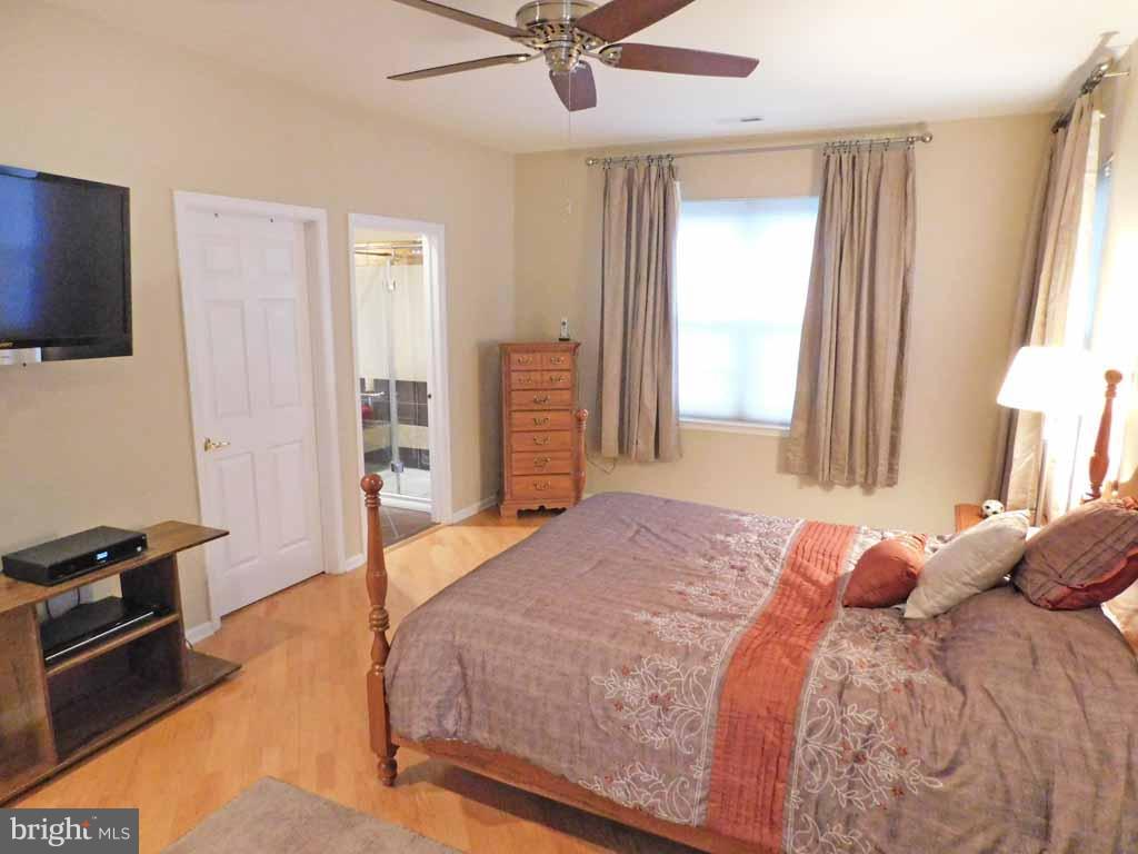 59 Bluebonnet Road Langhorne, PA 19047 - Photo 14 of 29 Main Bedroom