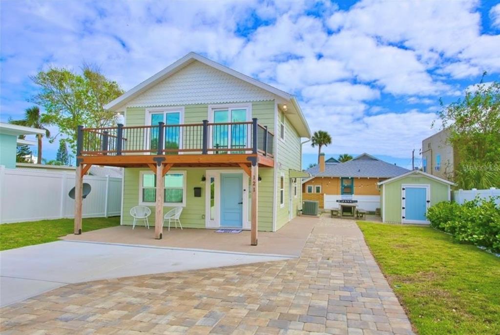 121 South Hollywood Ave  