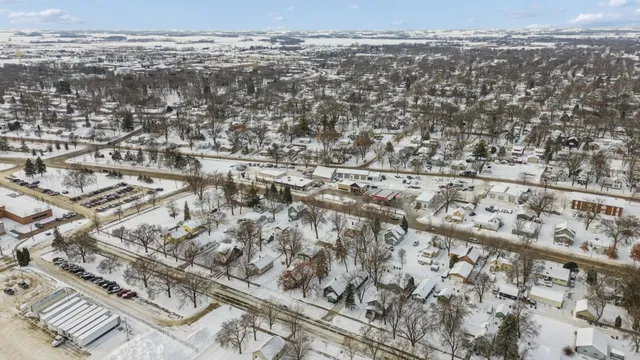 $224,900 | 550 Monroe Street Southeast, Hutchinson, MN 55350