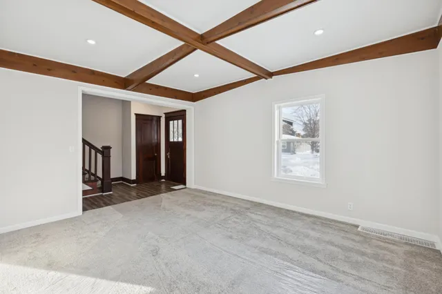 $224,900 | 550 Monroe Street Southeast, Hutchinson, MN 55350