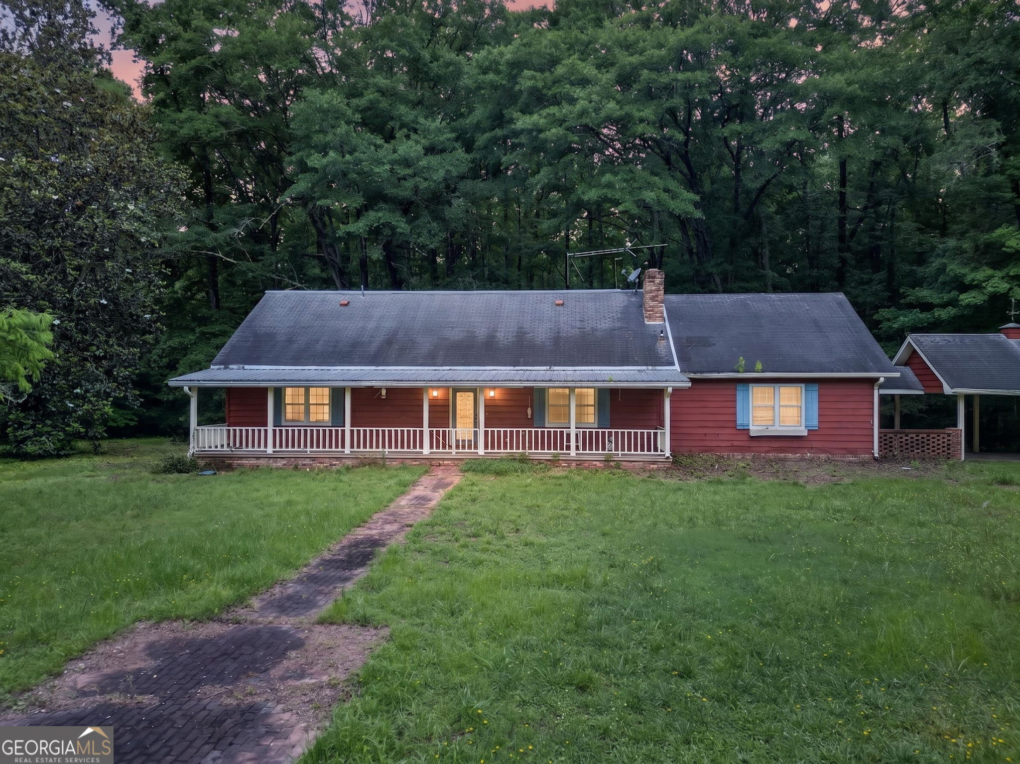 215 Boone Road Newnan, GA 30263 - Photo 2 of 67