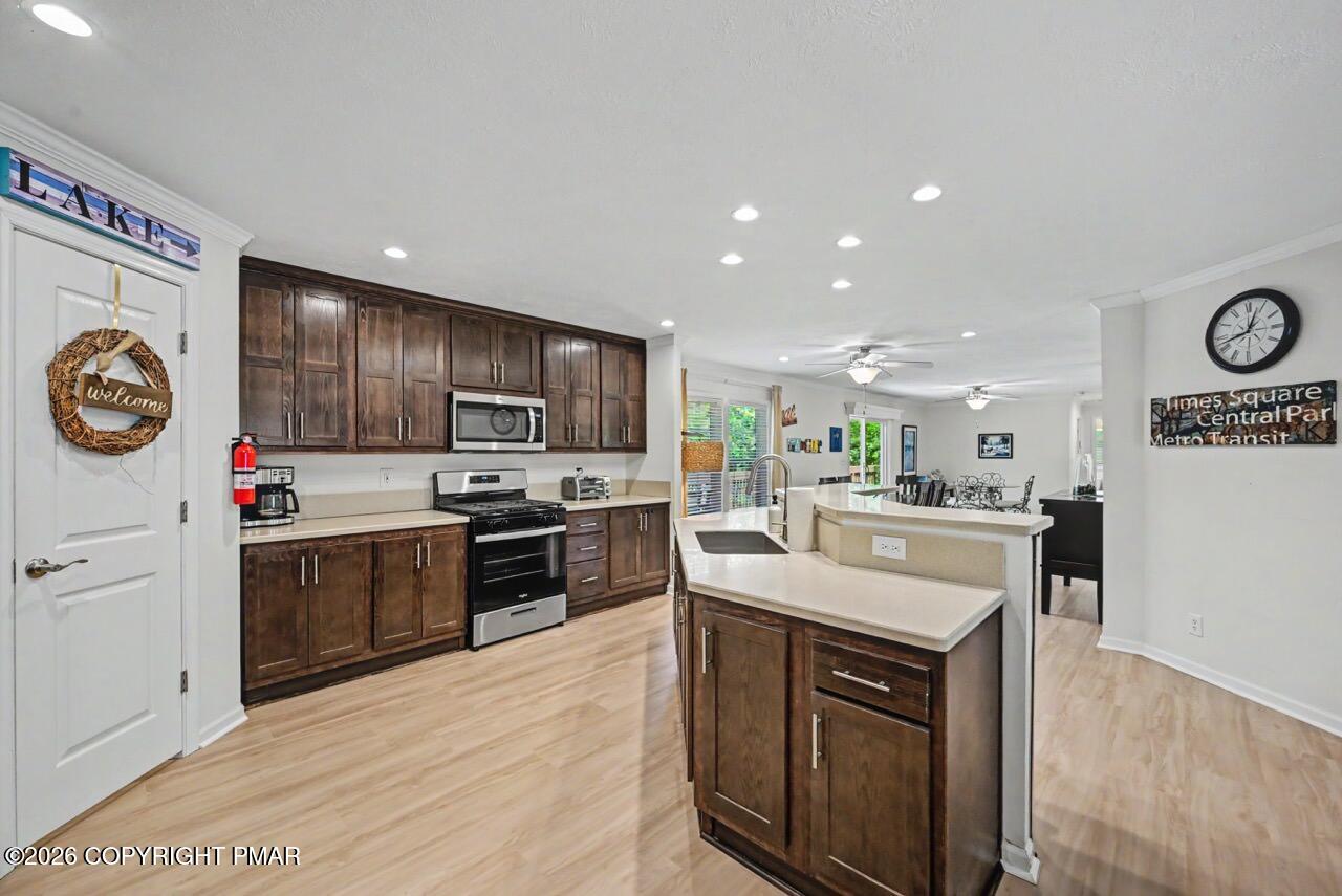 2016 Locust Ridge Road Pocono Lake, PA 18347 - Photo 23 of 82 2016 Locust Ridge Rd 17 Large