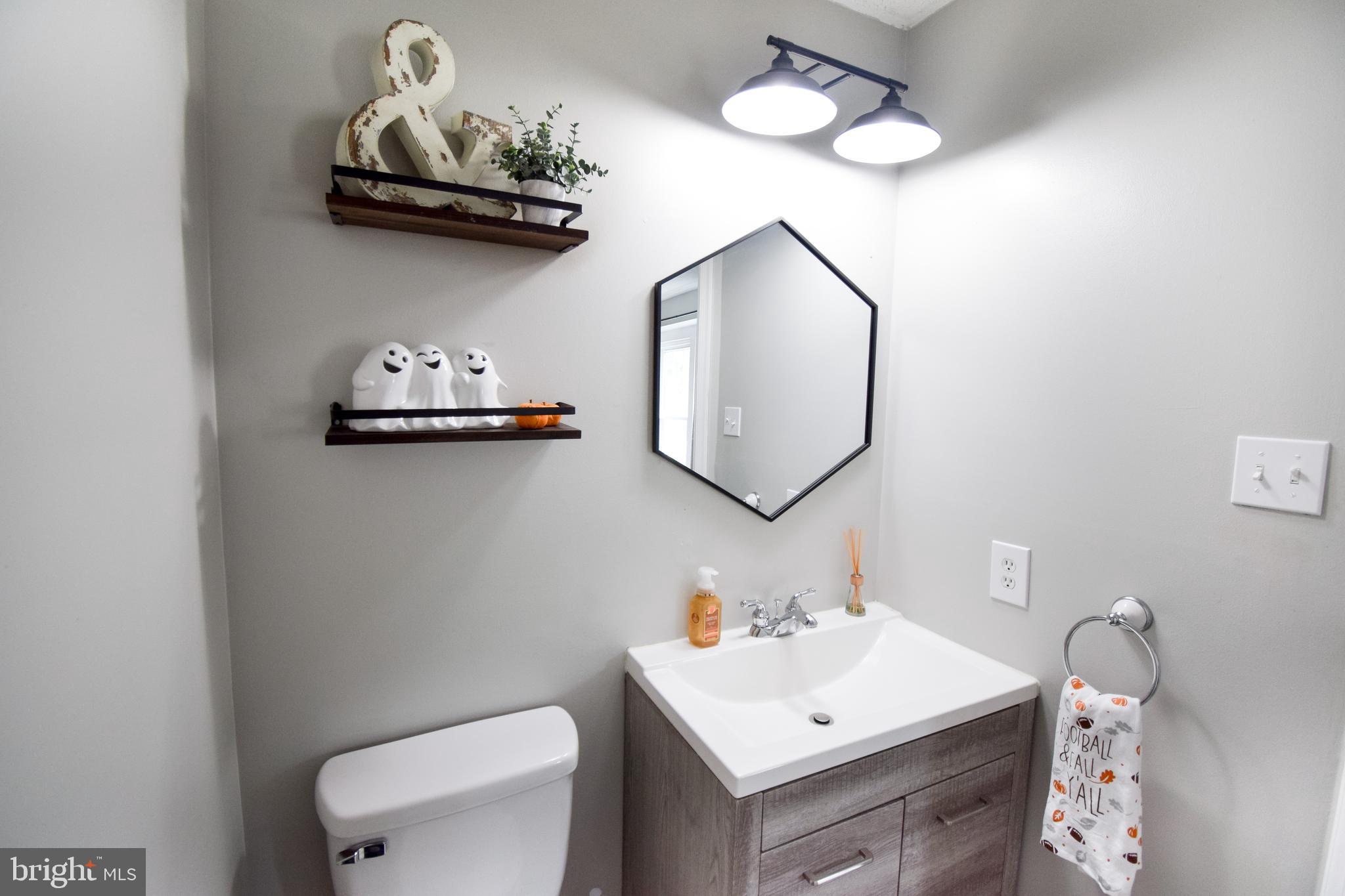 5217 Torrington Circle Rosedale, MD 21237 - Photo 5 of 19 Gallery Image 5