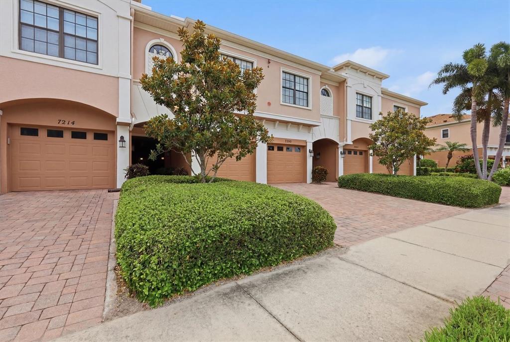 7210 Hamilton Road Bradenton, FL 34209 - Photo 34 of 48