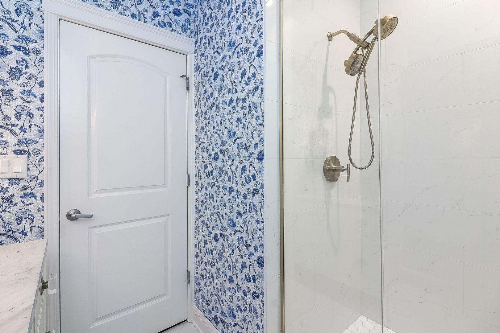 39 North Morgan Street, Unit 3 Chicago, IL 60607 - Photo 14 of 18 a bathroom with a shower