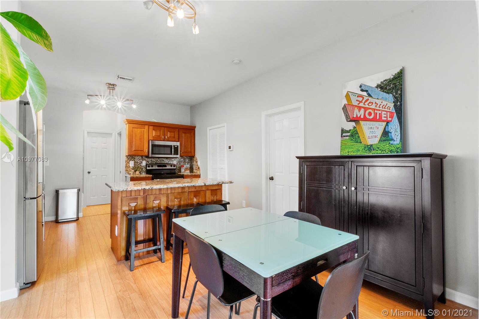 6439 Southwest 34th Street Miami, FL 33155 - Photo 7 of 21 Gallery Image 7