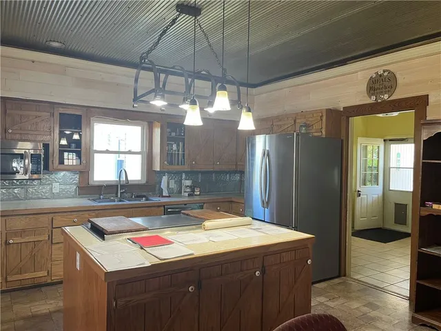 $474,999 | 17217 Ff Highway, Higginsville, MO 64037