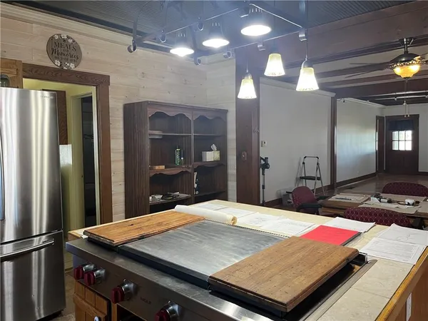 $474,999 | 17217 Ff Highway, Higginsville, MO 64037