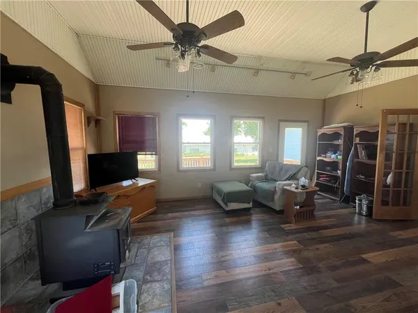 $474,999 | 17217 Ff Highway, Higginsville, MO 64037