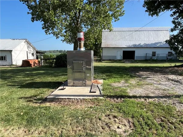 $474,999 | 17217 Ff Highway, Higginsville, MO 64037