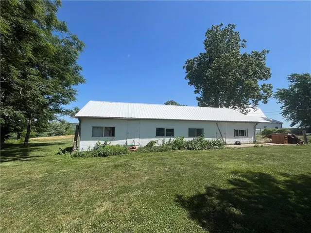 $474,999 | 17217 Ff Highway, Higginsville, MO 64037
