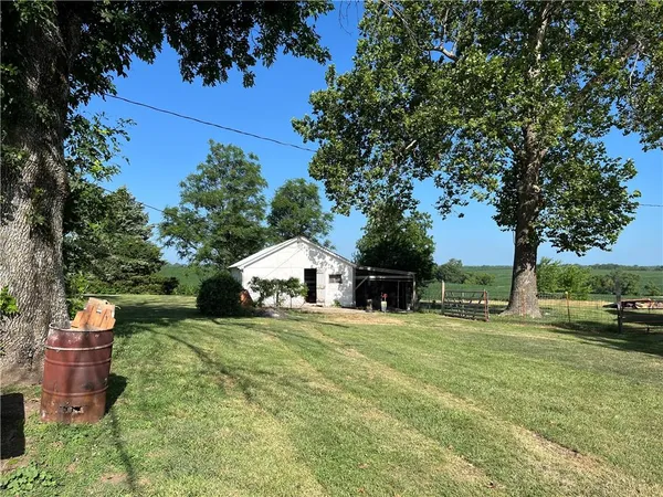 $474,999 | 17217 Ff Highway, Higginsville, MO 64037