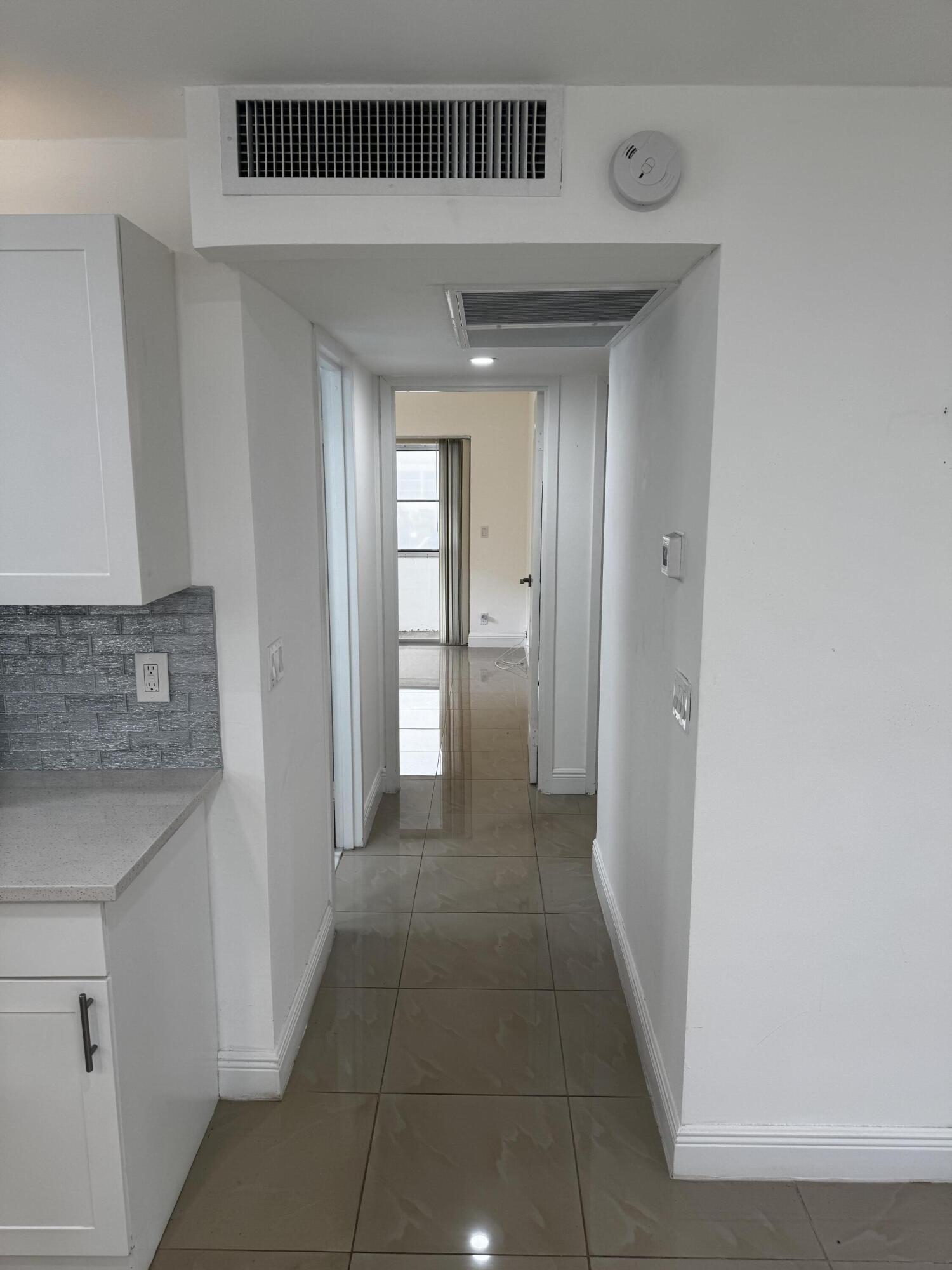 153 Monaco Way, Unit D Delray Beach, FL 33446 - Photo 8 of 20 IMG_2030