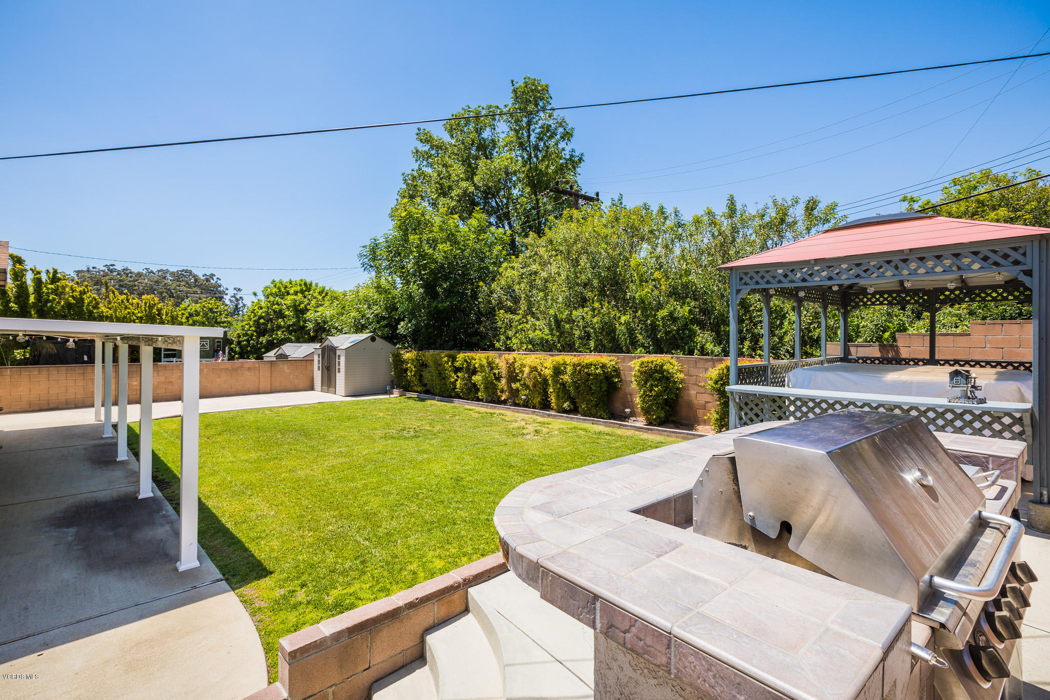 660 Appleton Road Simi Valley, CA 93065 - Photo 42 of 47 a view of a swimming pool with a patio