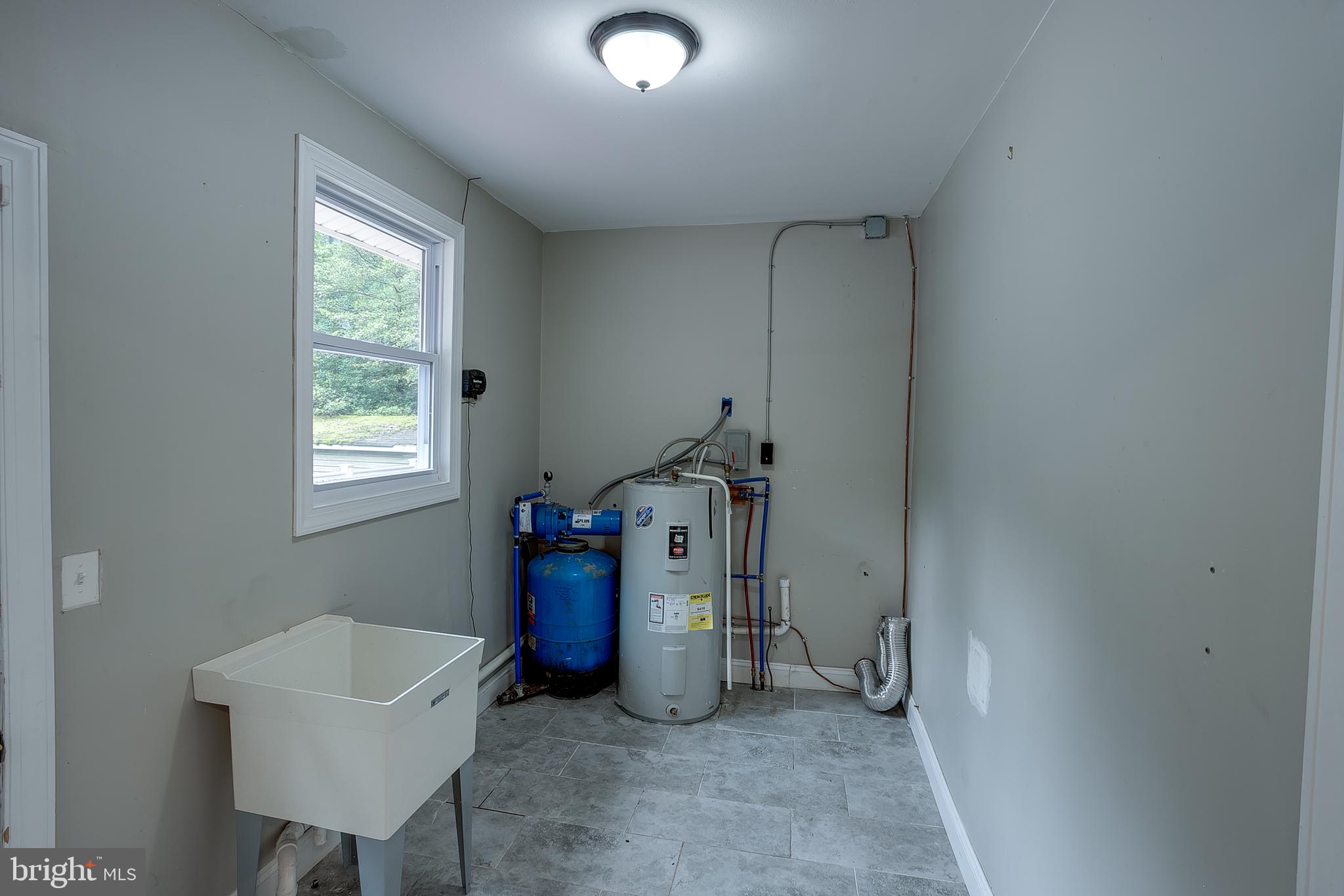 408 Burrs Mill Road Southampton, NJ 08088 - Photo 19 of 23 Gallery Image 19
