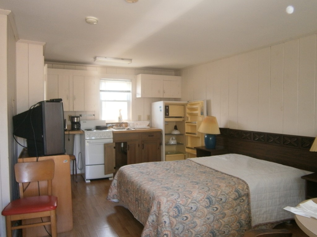 183-189 Captain Chase Road Dennis, MA 02639 - Photo 8 of 17
