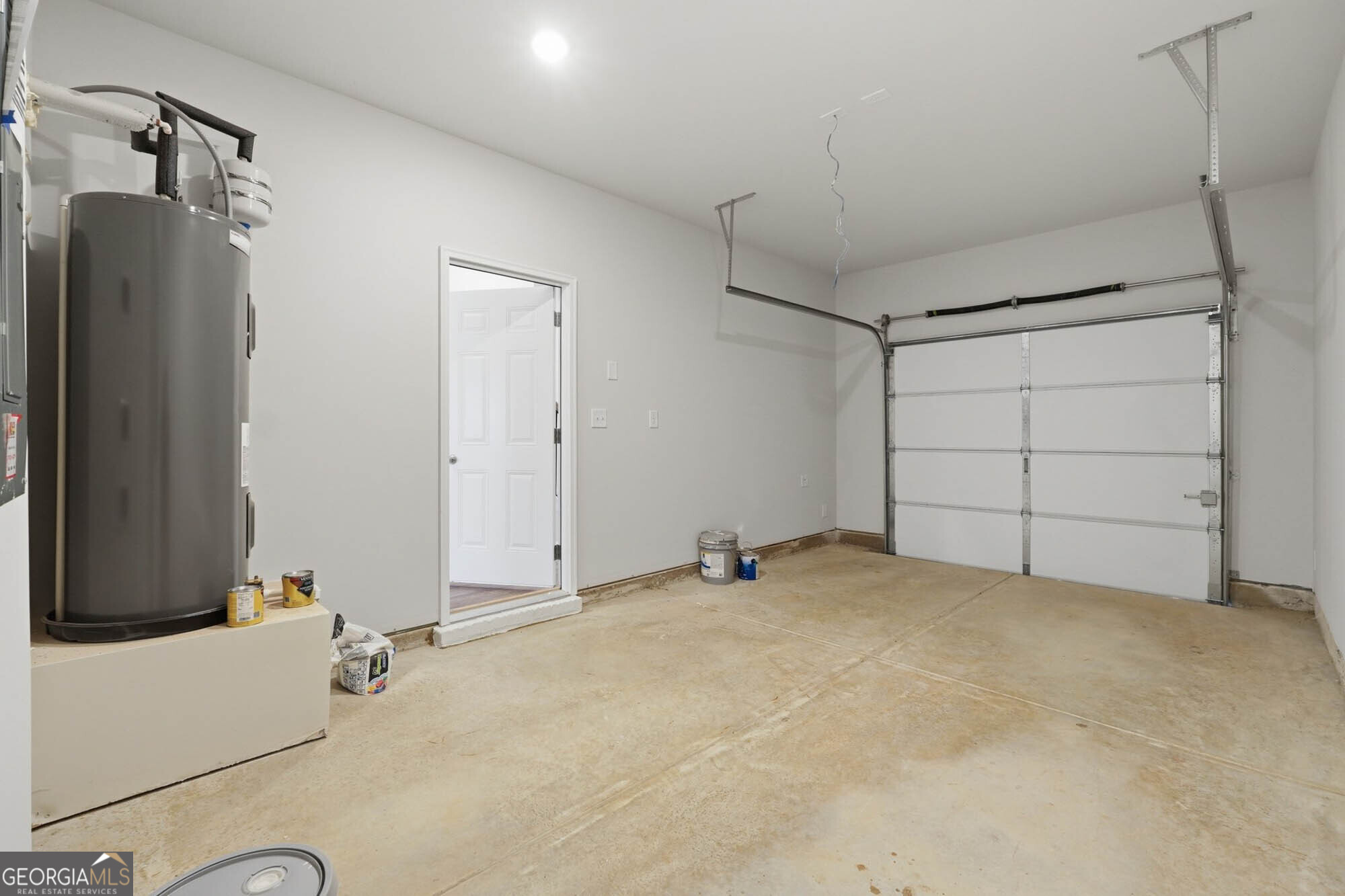 5284 Magnolia Grove Way Gainesville, GA 30504 - Photo 17 of 31 a view of a garage