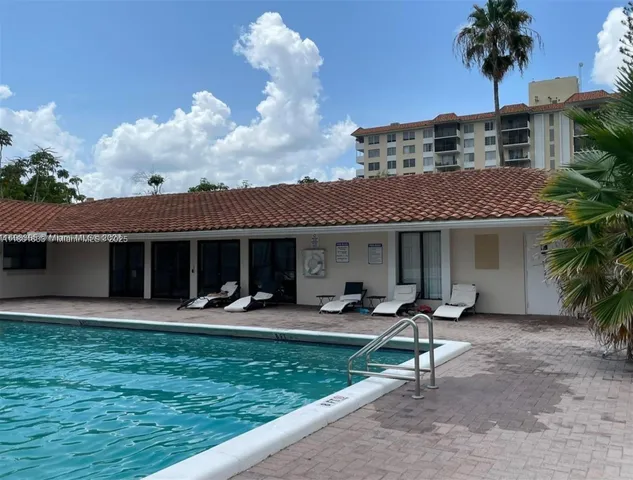 $155,000 | 4164 Inverrary Drive, Unit 301, Lauderhill, FL 33319