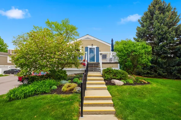 $180,000 | 41728 Onaway Drive, Northville, MI 48167