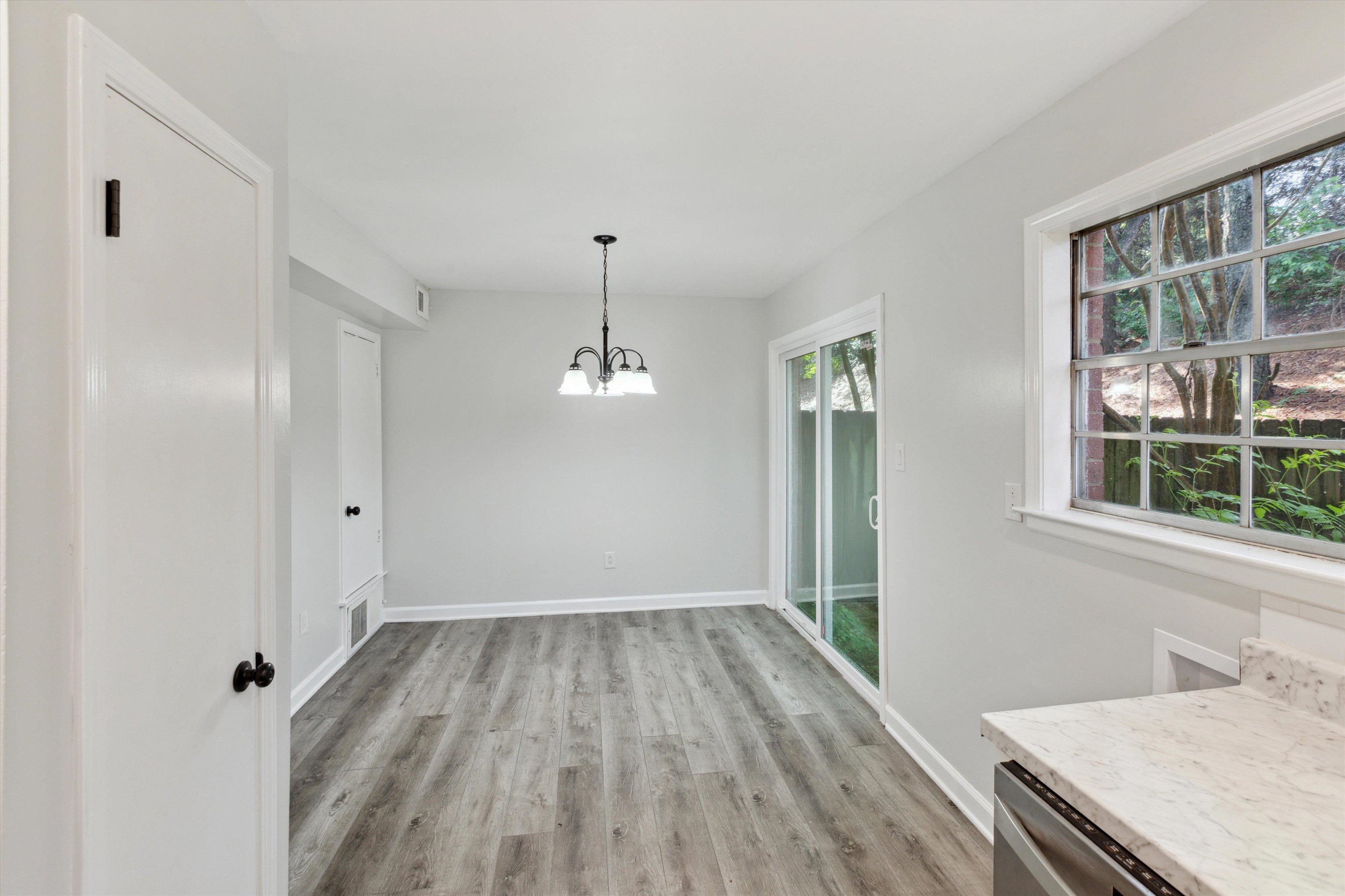 5726 Quince Road, Unit 12 Memphis, TN 38119 - Photo 10 of 28 Gallery Image 10