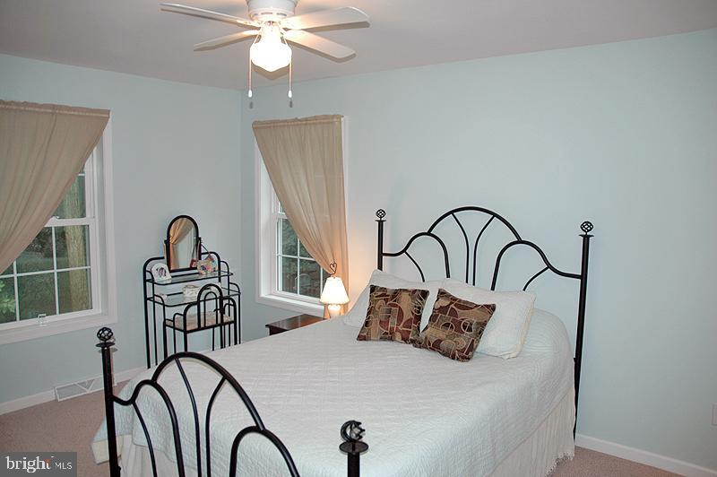 306 Shultz Road Lancaster, PA 17603 - Photo 11 of 14 Gallery Image 11