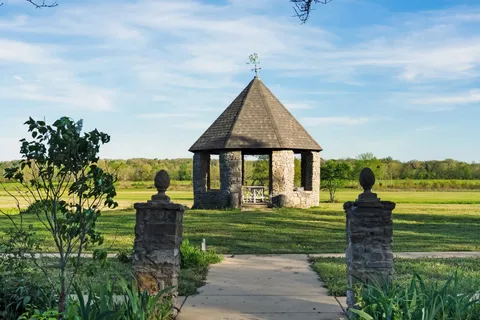 $6,199,000 | 11200 Highway 142, Stantonville, TN 38379