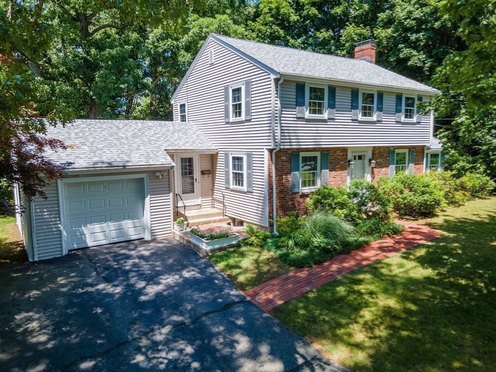 78 Lorraine Road Westwood, MA 02090 - Photo 2 of 34
