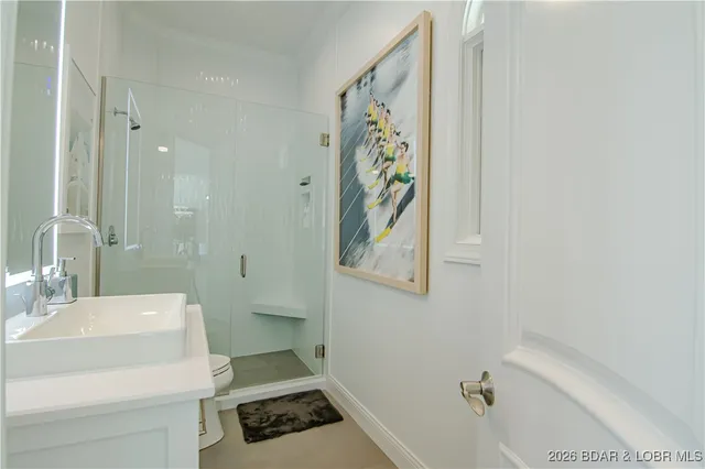 $2,350,000 | 596 Forestridge Lane, Sunrise Beach, MO 65079