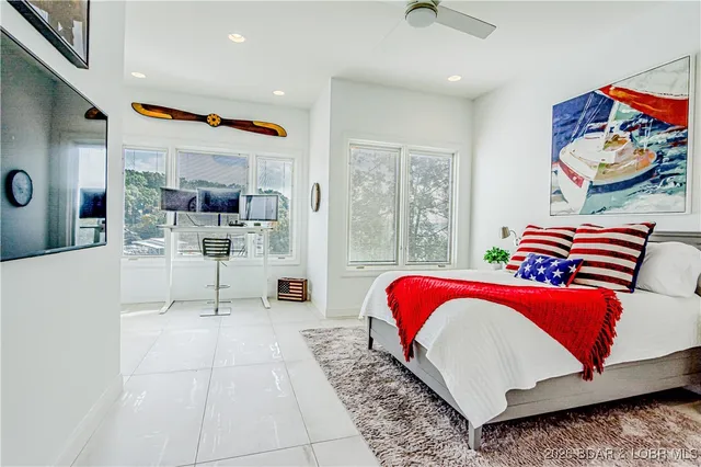 $2,350,000 | 596 Forestridge Lane, Sunrise Beach, MO 65079