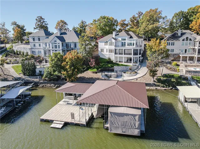 $2,350,000 | 596 Forestridge Lane, Sunrise Beach, MO 65079