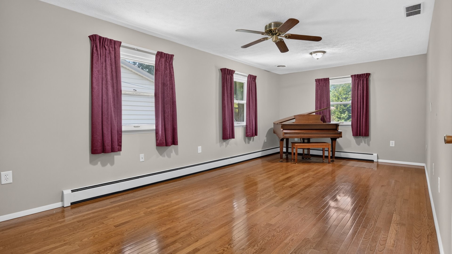305 Centennial Avenue Normal, IL 61761 - Photo 14 of 49