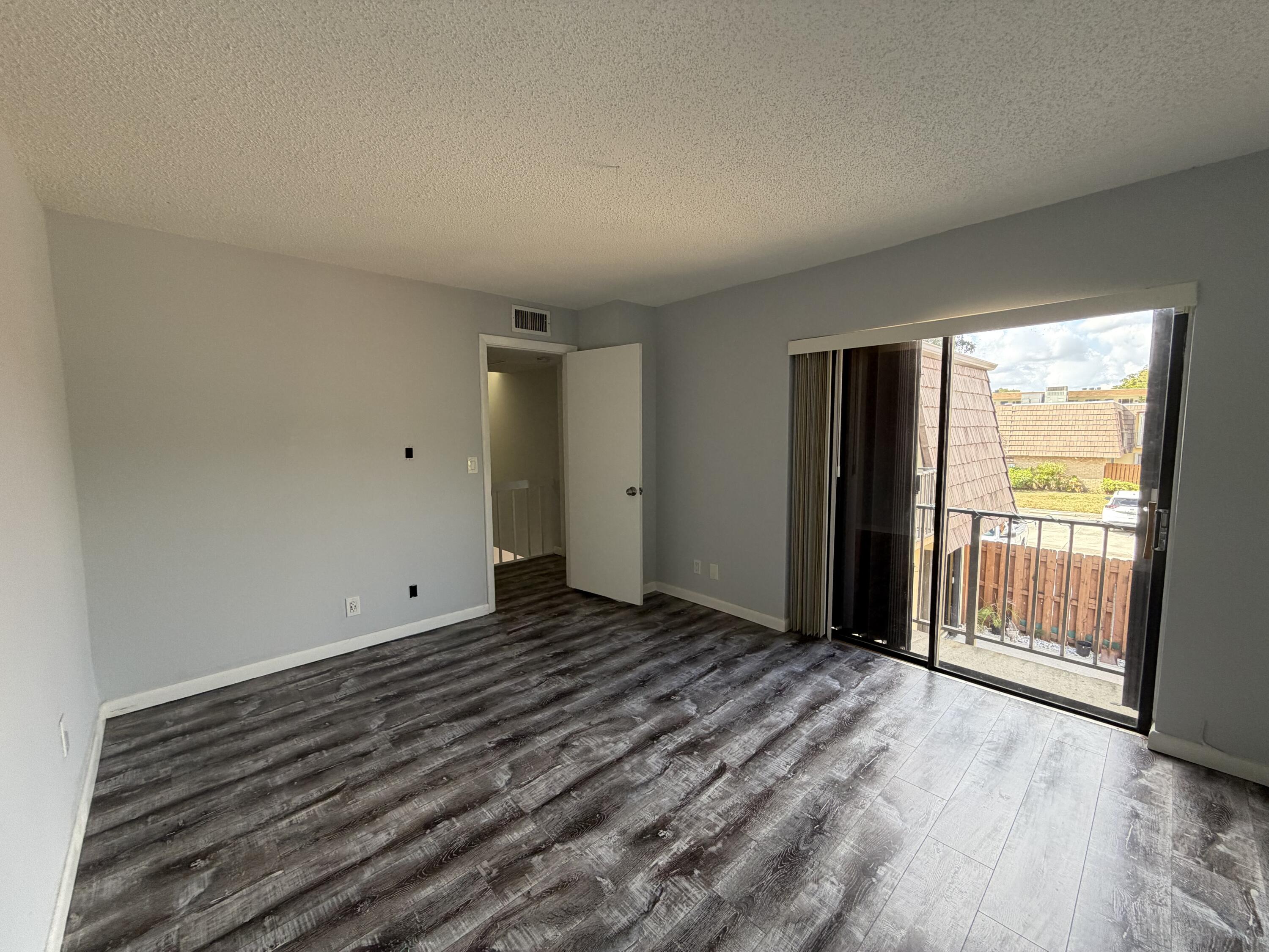 731 Springdale Circle Palm Springs, FL 33461 - Photo 24 of 33 IMG_7335