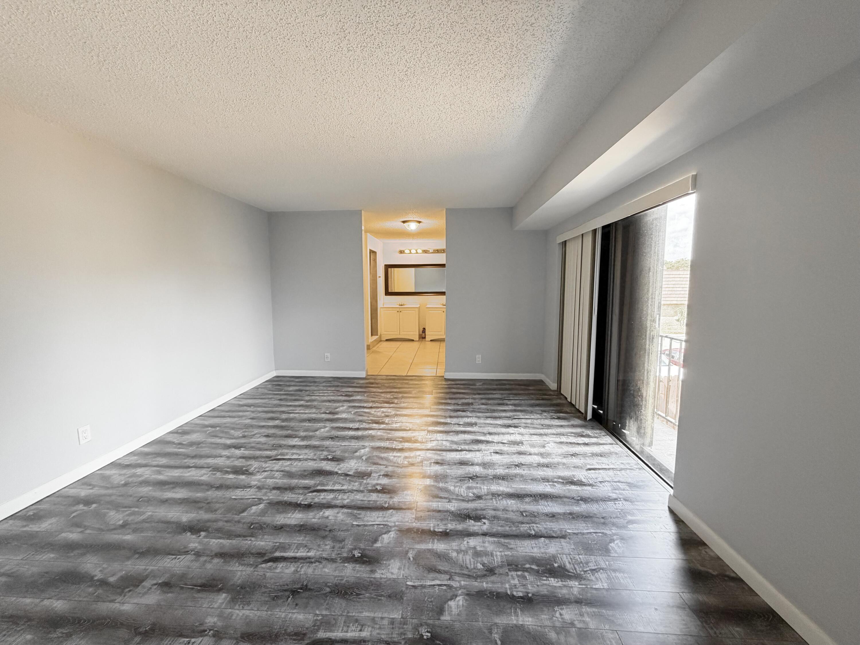 731 Springdale Circle Palm Springs, FL 33461 - Photo 29 of 33 IMG_7344