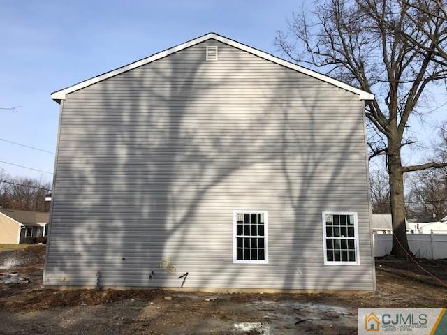 42 Crescent Road Edison, NJ 08817 - Photo 19 of 20 a view of a building