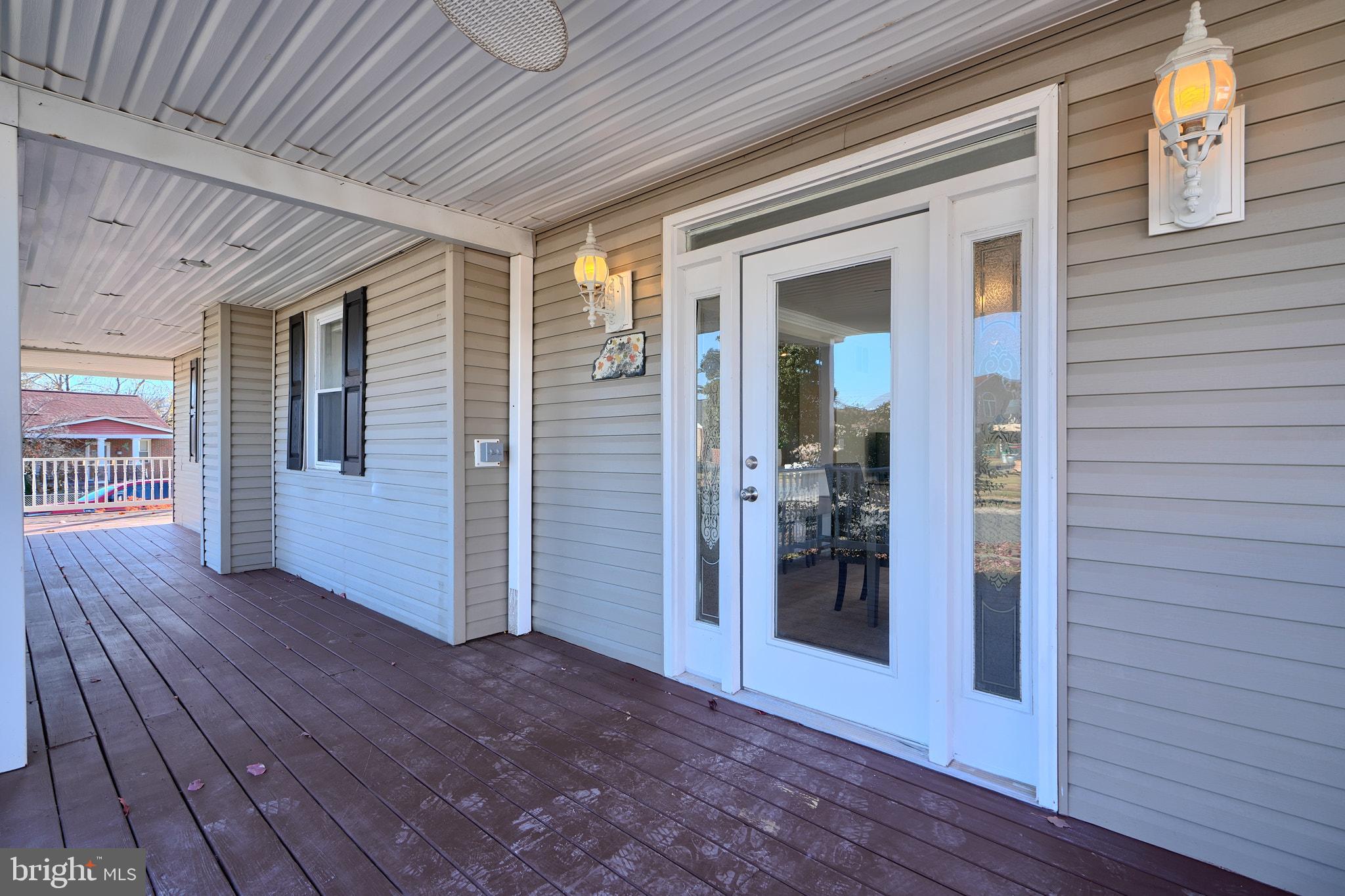 235 Pinewood Road Dundalk, MD 21222 - Photo 5 of 59 Large Porch