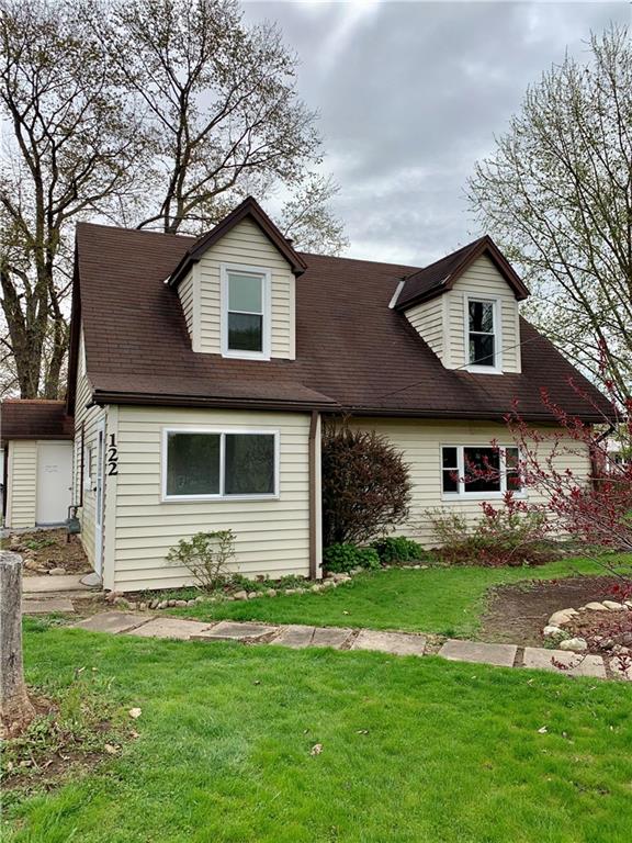 122 Perry Street Prospect, PA 16052 - Photo 3 of 19