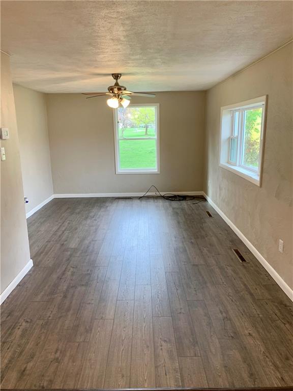 122 Perry Street Prospect, PA 16052 - Photo 8 of 19
