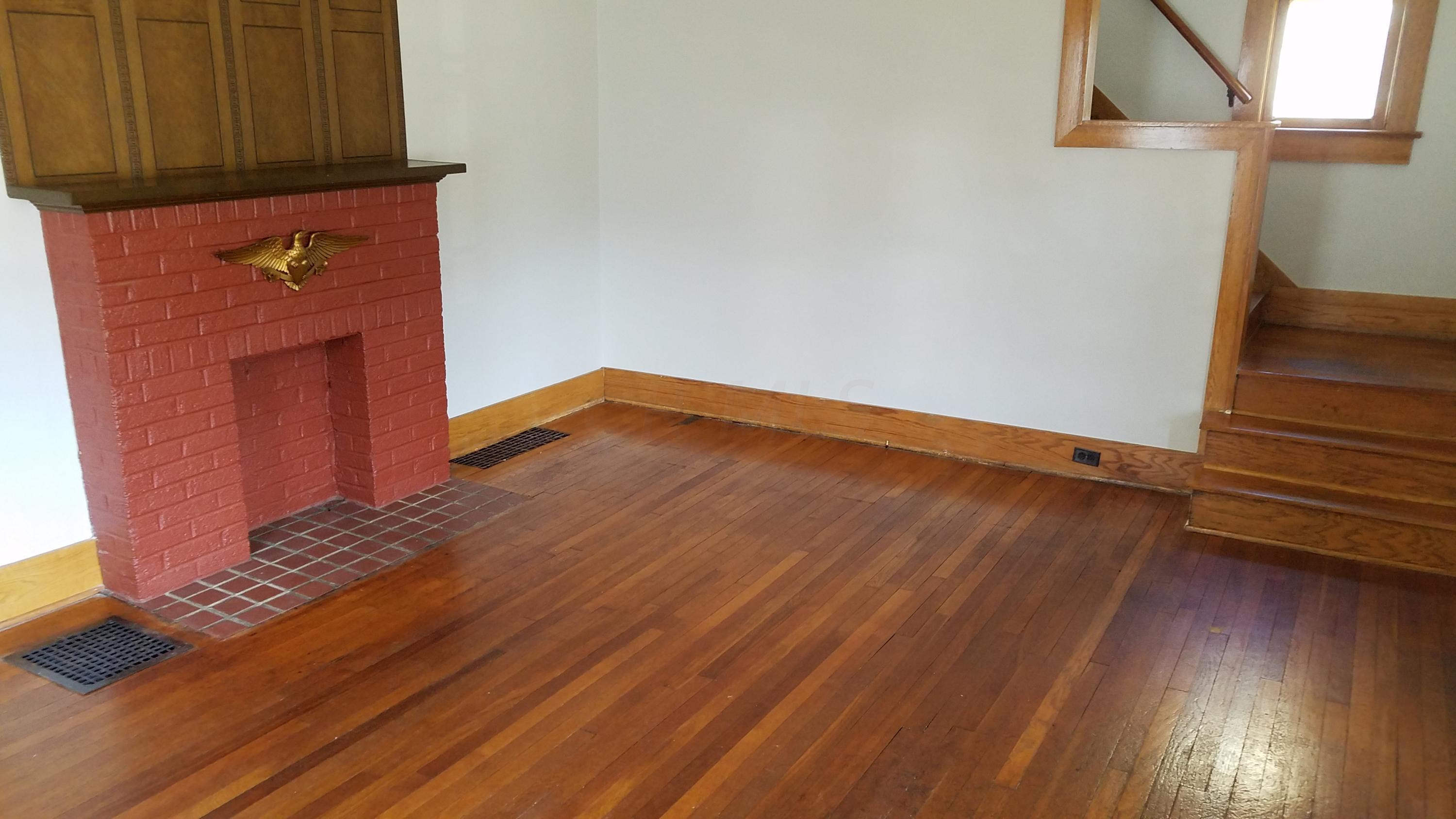 228 Rugg Avenue Newark, OH 43055 - Photo 3 of 32 Gallery Image 3