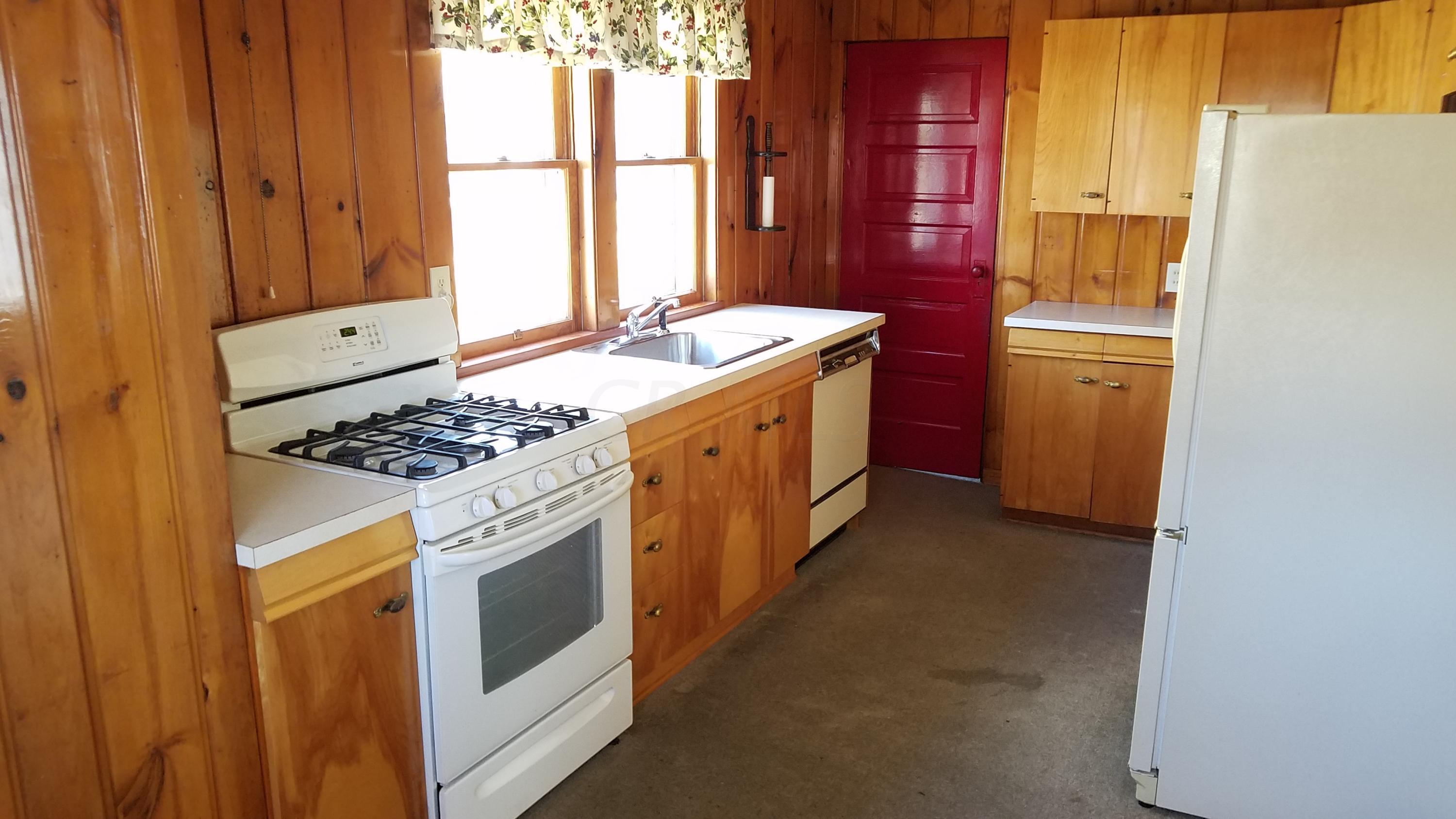 228 Rugg Avenue Newark, OH 43055 - Photo 10 of 32 Gallery Image 10