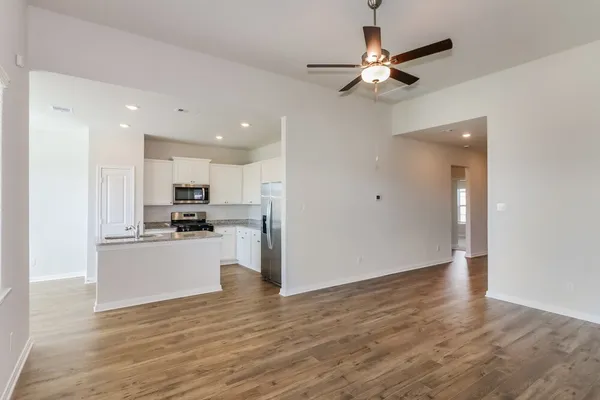 $1,945 | 405 Sunny Highlands Drive, Katy, TX 77493