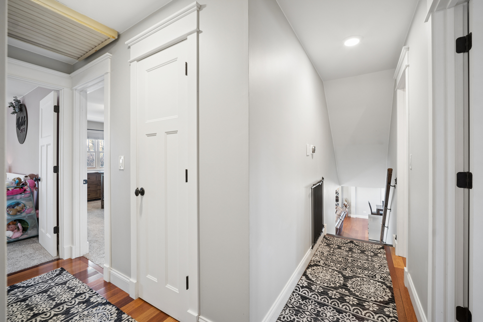 9N930 Koshare Circle Elgin, IL 60124 - Photo 16 of 52