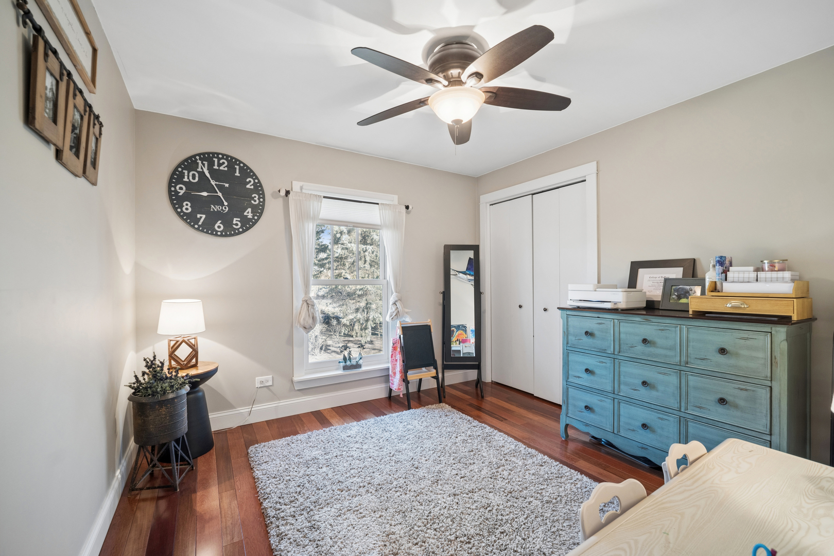 9N930 Koshare Circle Elgin, IL 60124 - Photo 18 of 52
