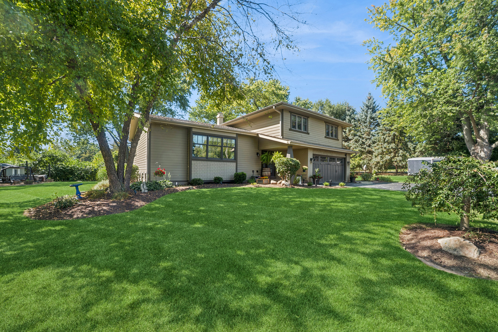 9N930 Koshare Circle Elgin, IL 60124 - Photo 44 of 52
