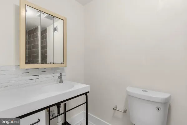$1,395 | 1807 South 9th Street, Unit 1, Philadelphia, PA 19148