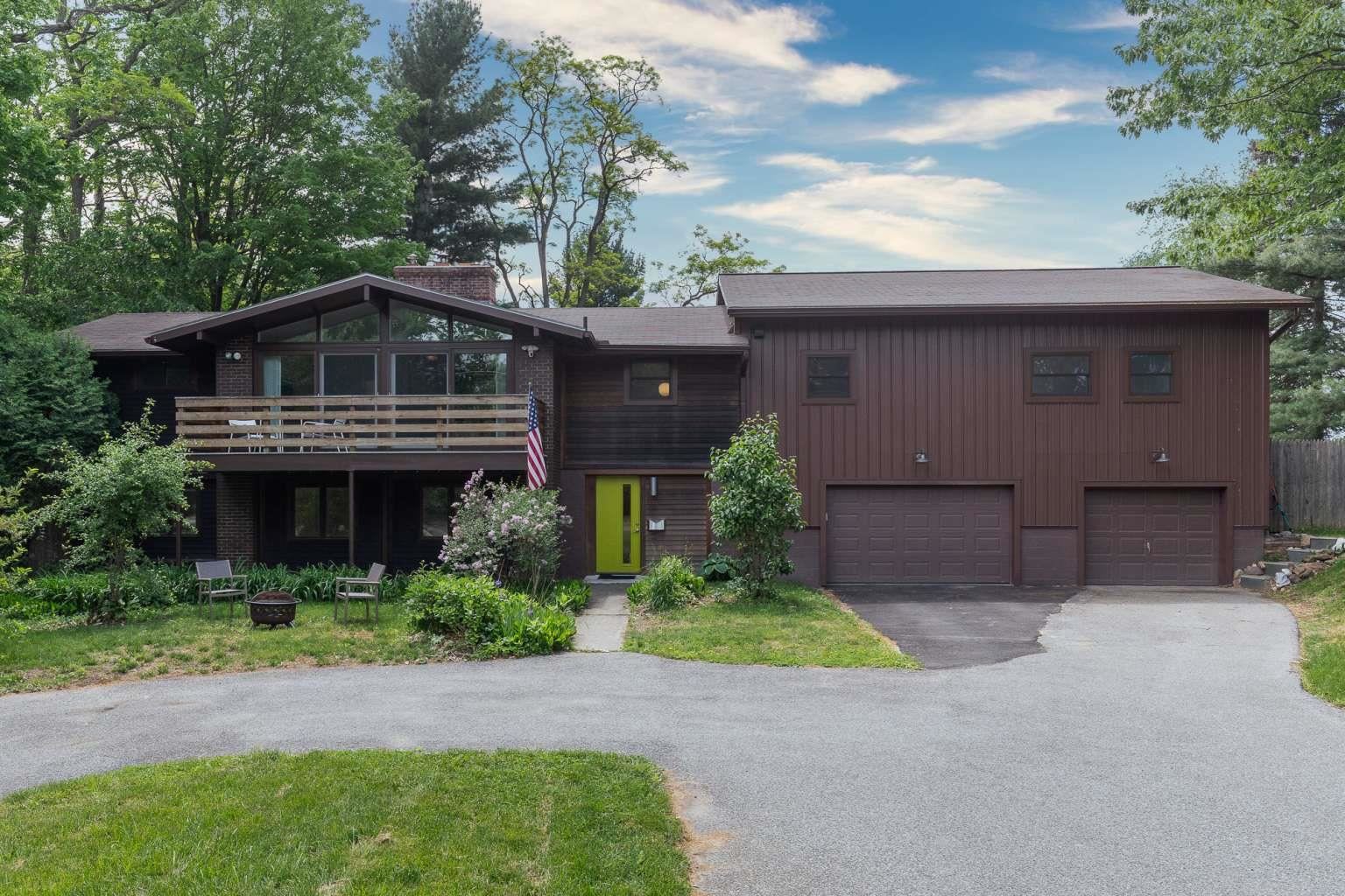 11 Sebring Road South Burlington, VT 05403 - Photo 1 of 20 Gallery Image 1
