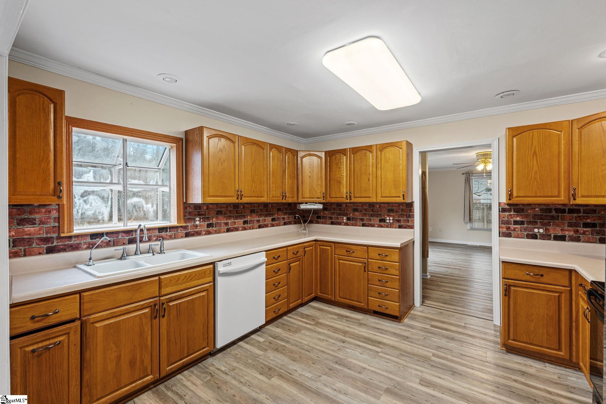 108 Setters Court Mauldin, SC 29662 - Photo 10 of 35