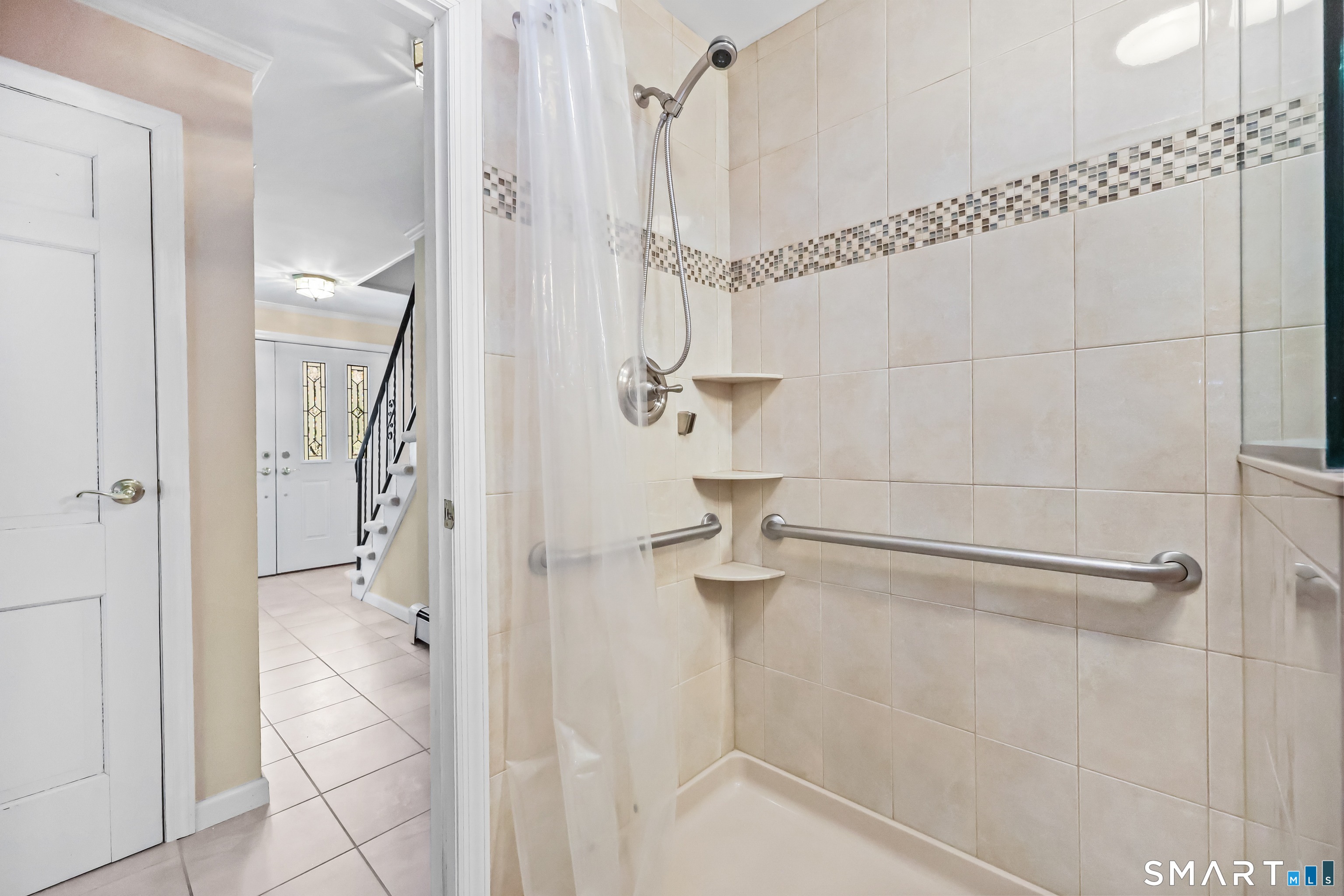 145 Wilton Road East Ridgefield, CT 06877 - Photo 16 of 35 Full bath on the main level.